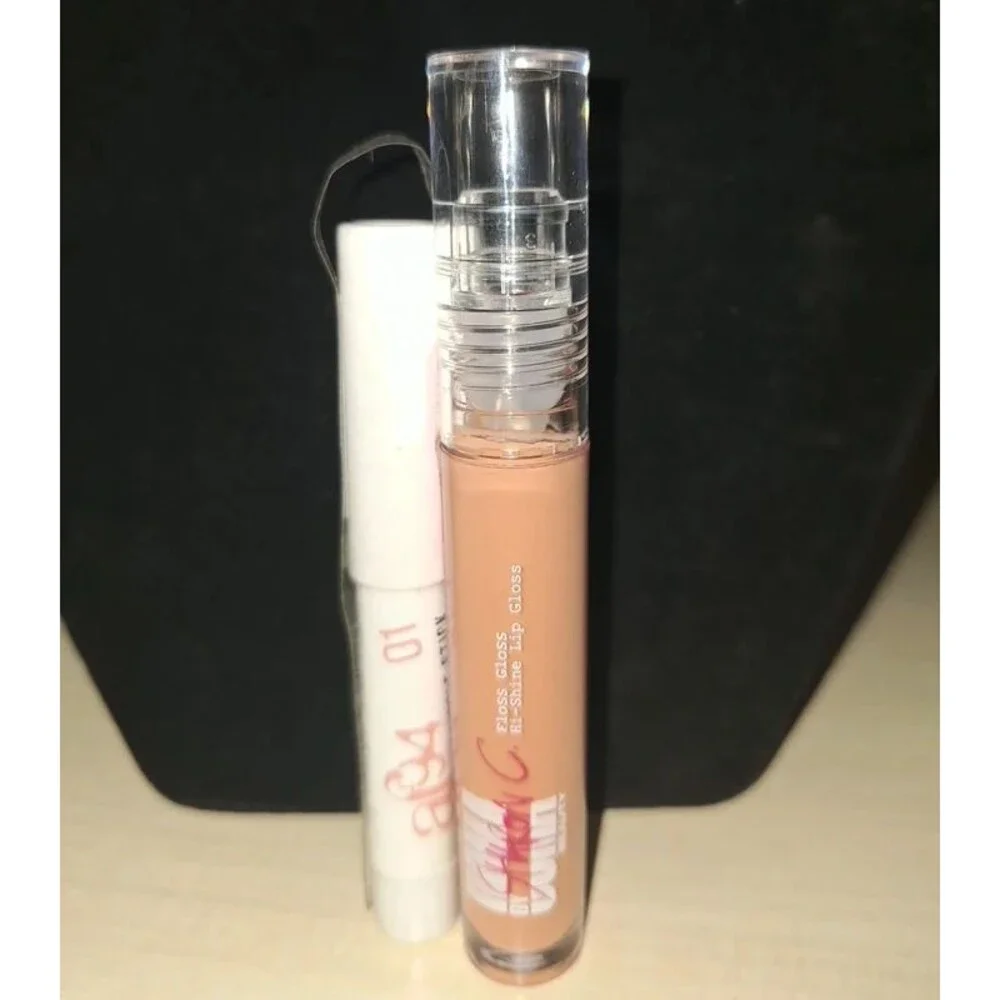Uoma by Sharon C,Gloss Lip Gloss Peachy & af94 Glossy Lip Crayon Keeping Secrets
